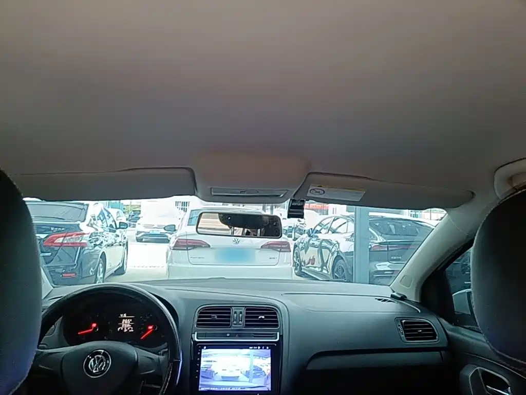 Volkswagen Polo — миниатюра 18