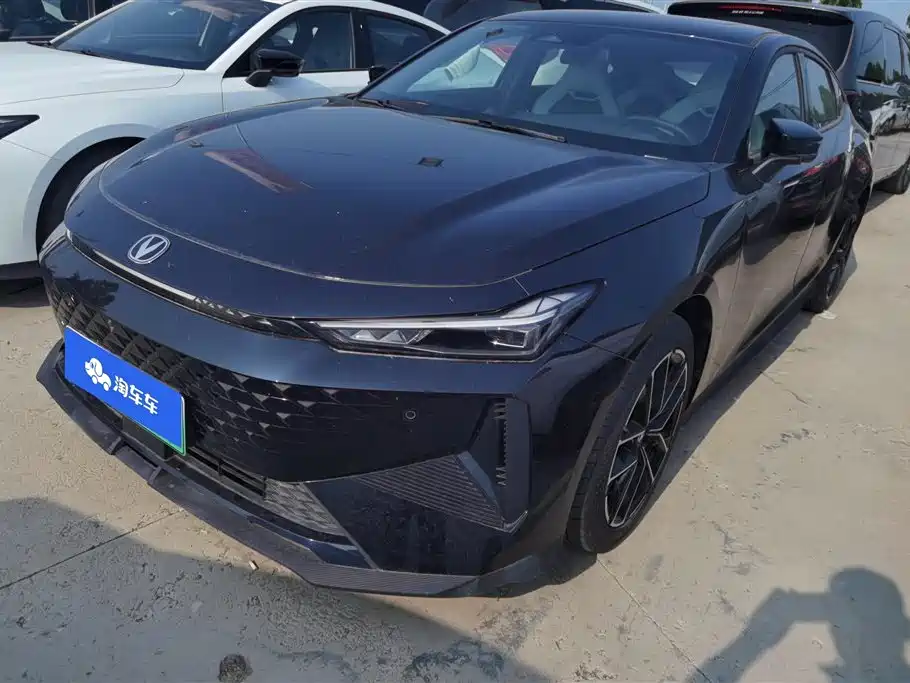 CHANGAN UNI V SMART IDD