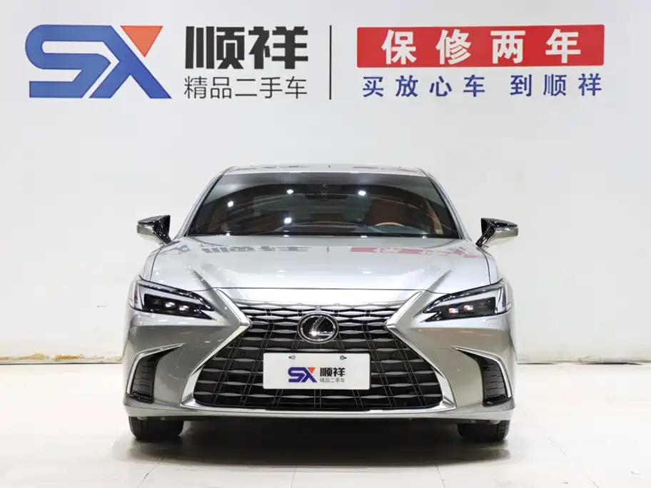 Lexus ES — миниатюра 2