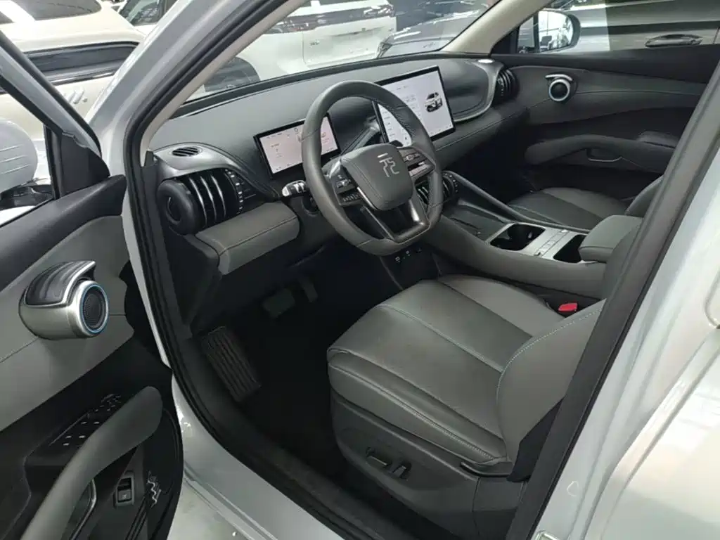 BYD Yuan Plus — миниатюра 16