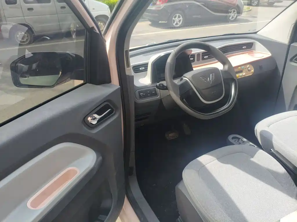 Wuling MINIEV — миниатюра 16