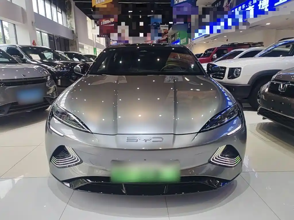 BYD Seal — миниатюра 3