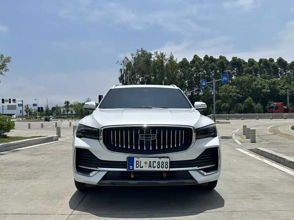 Geely Xingyue L — миниатюра 2