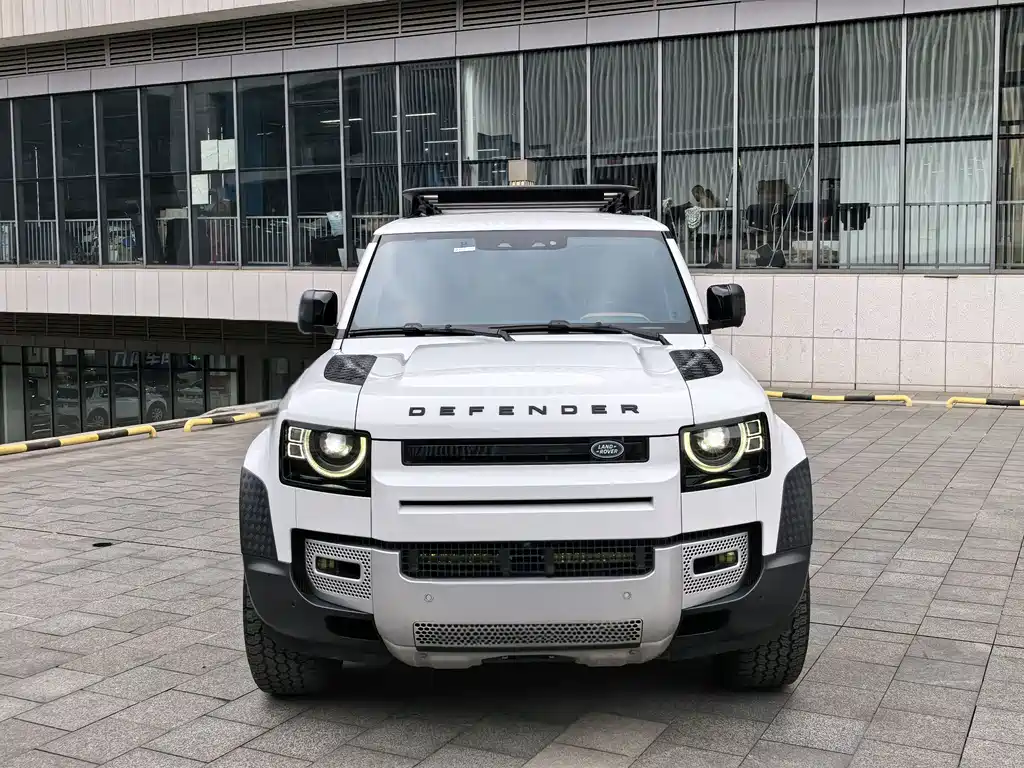 Land Rover Defender — миниатюра 2