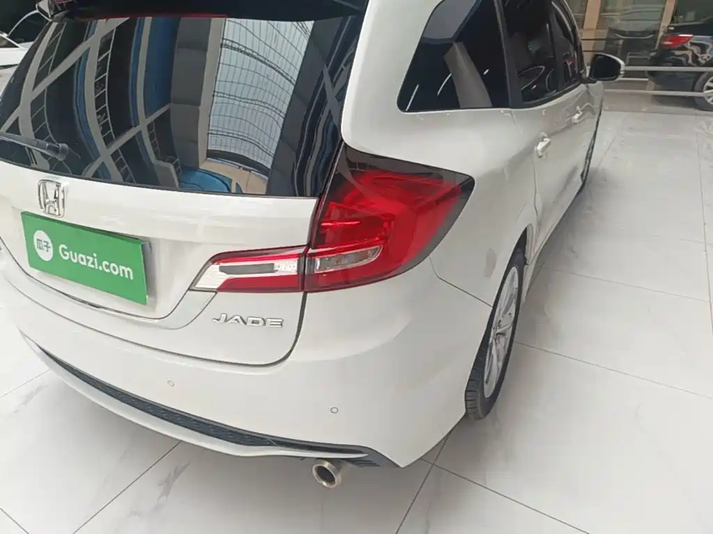 Honda Jade 2017 1.8L AT Comfort 5 мест