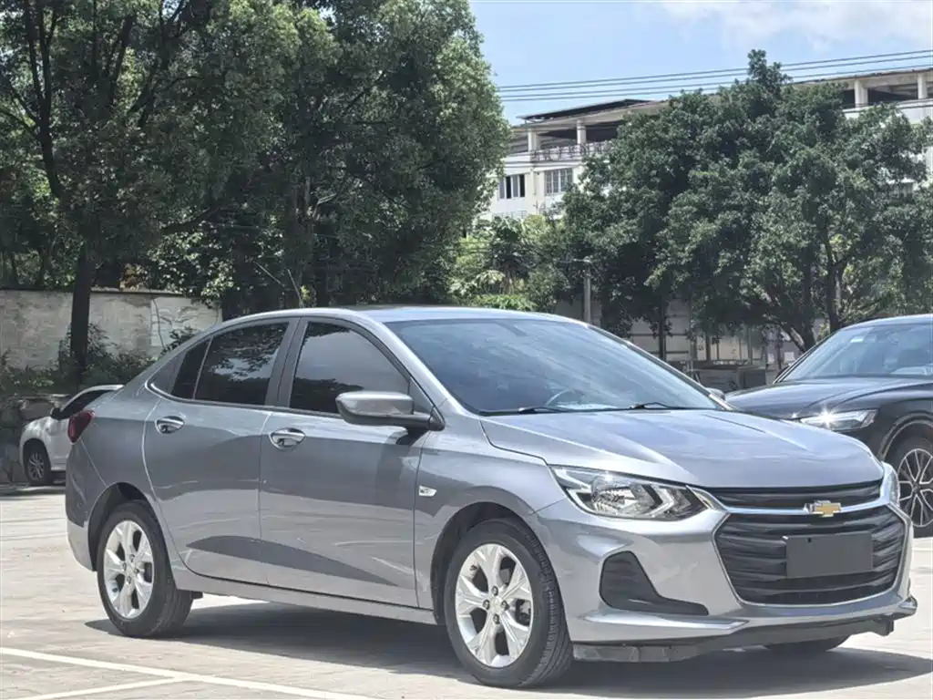 CHEVROLET KOVOZ