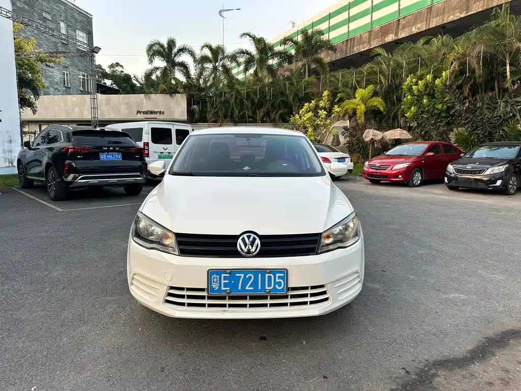 Volkswagen Jetta — миниатюра 2