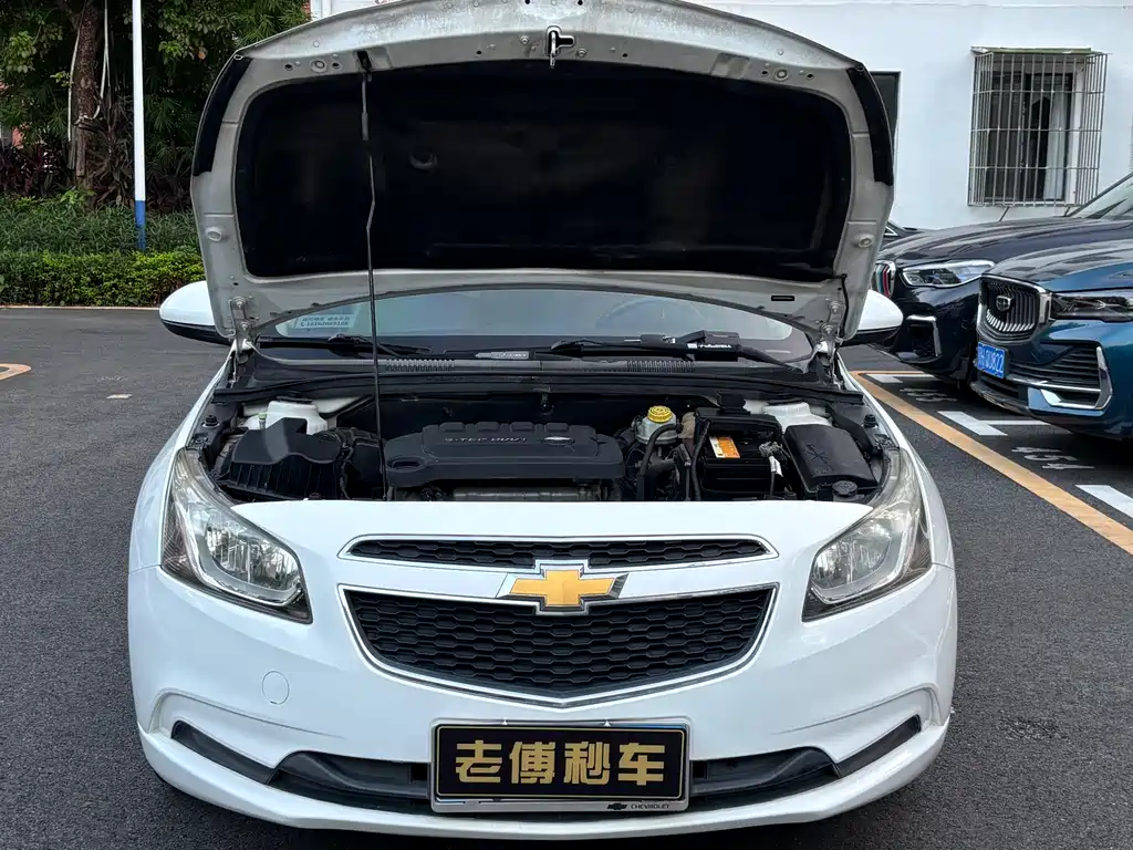 Chevrolet Cruze — миниатюра 12