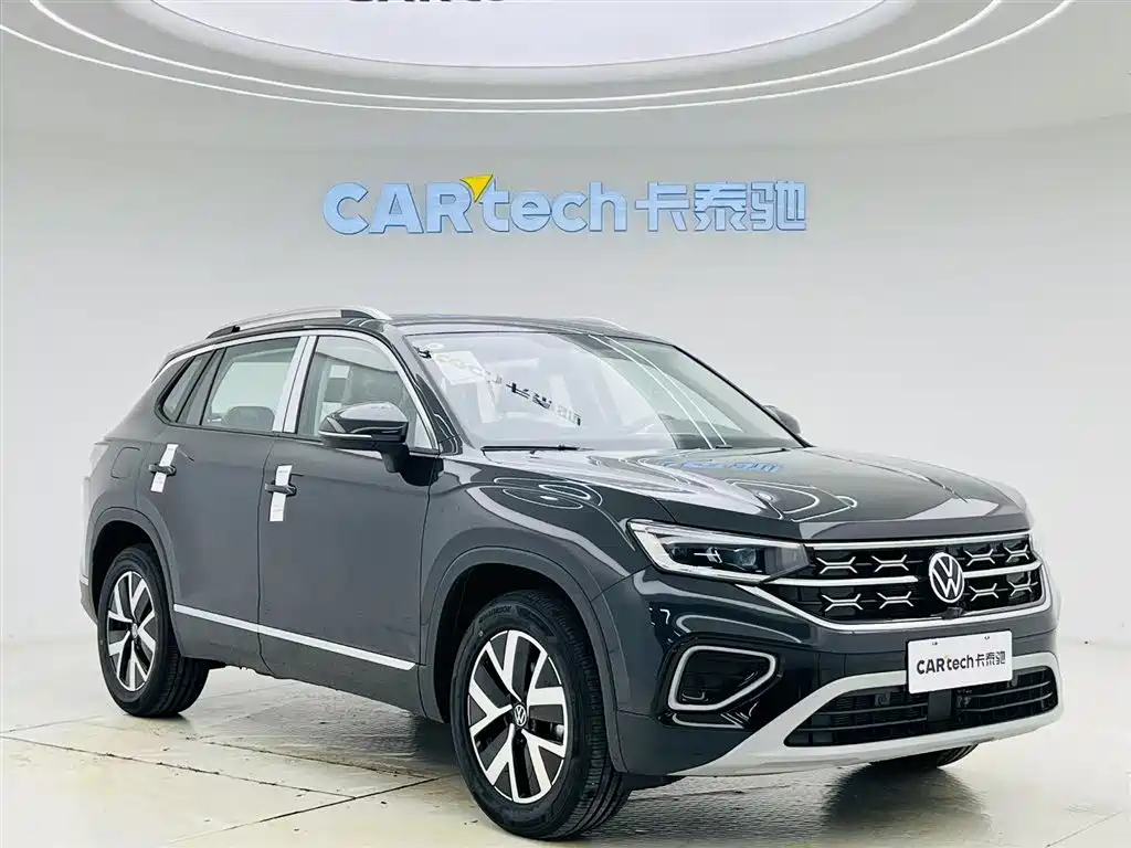Volkswagen Tayron 2026 3000 300TSI