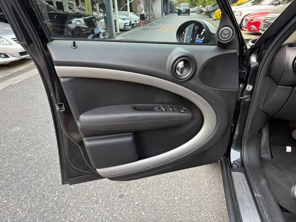 Mini Countryman 2014 1.6L COOPER Fun