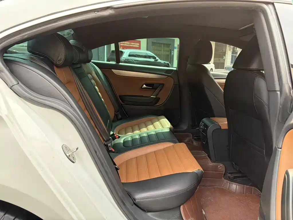 Volkswagen FAW - Passat CC CC 2015 1.8TSI Luxury