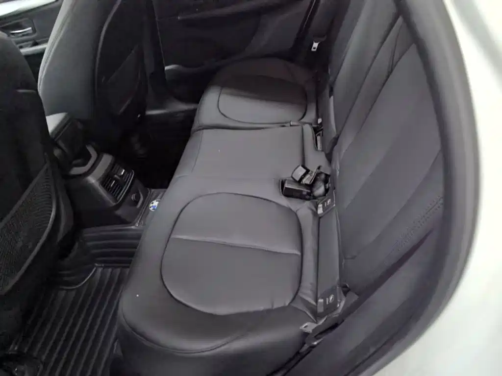 BMW 2 Series Active Tourer (Import) — миниатюра 17