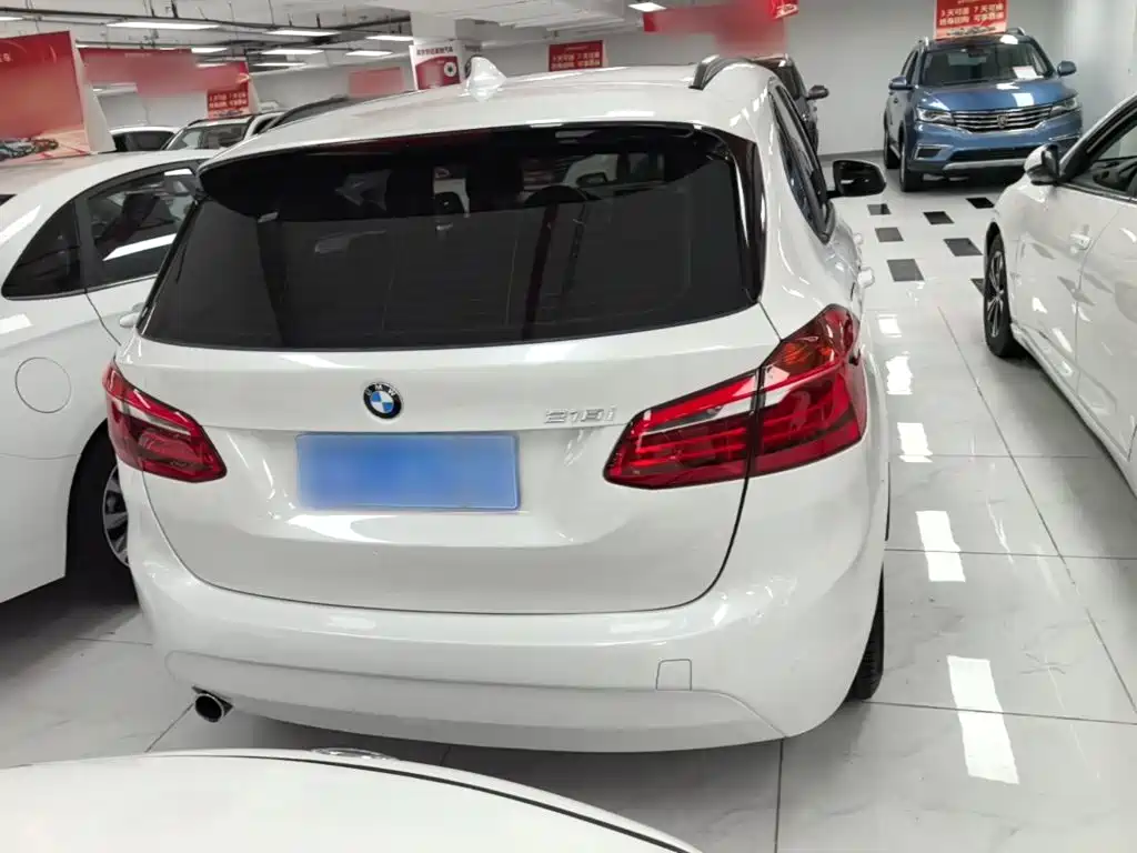BMW 2 Series Active Tourer (Import) — миниатюра 6