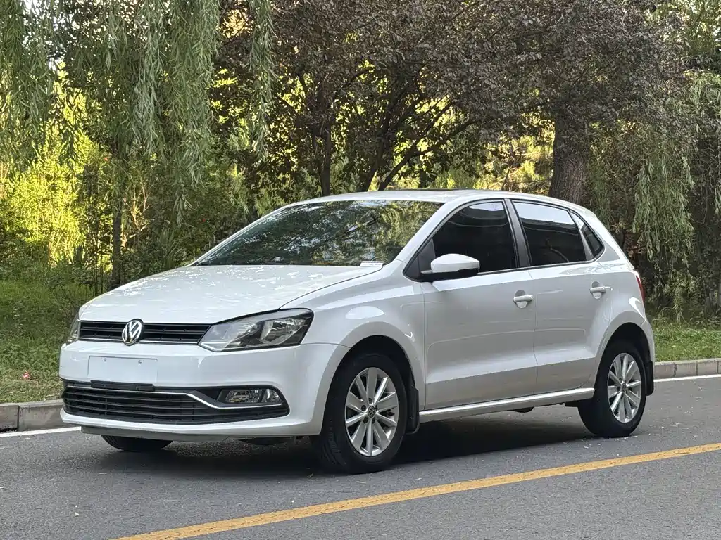 Volkswagen Polo 2016 1.6L Auto Comfort Type