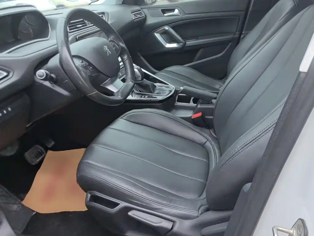 Peugeot 308 — миниатюра 15