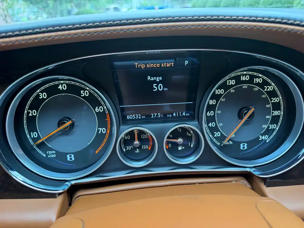 Bentley Flying Spur 4.0T V8 Premium Edition, фото 16