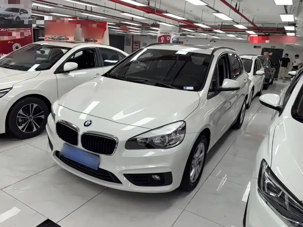 BMW 2 Series Active Tourer (Import) — миниатюра 2