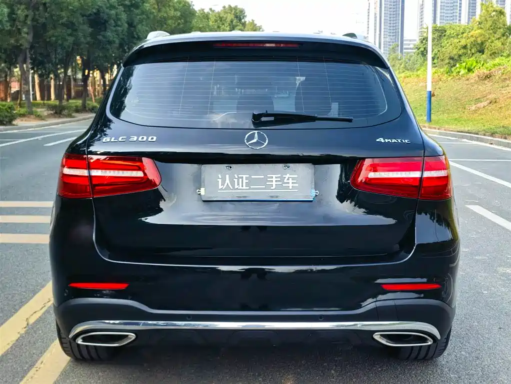 Mercedes-Benz GLC 2018 GLC 300 4MATIC