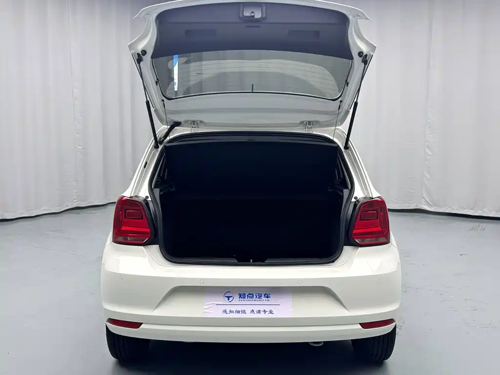 Volkswagen Polo — миниатюра 8