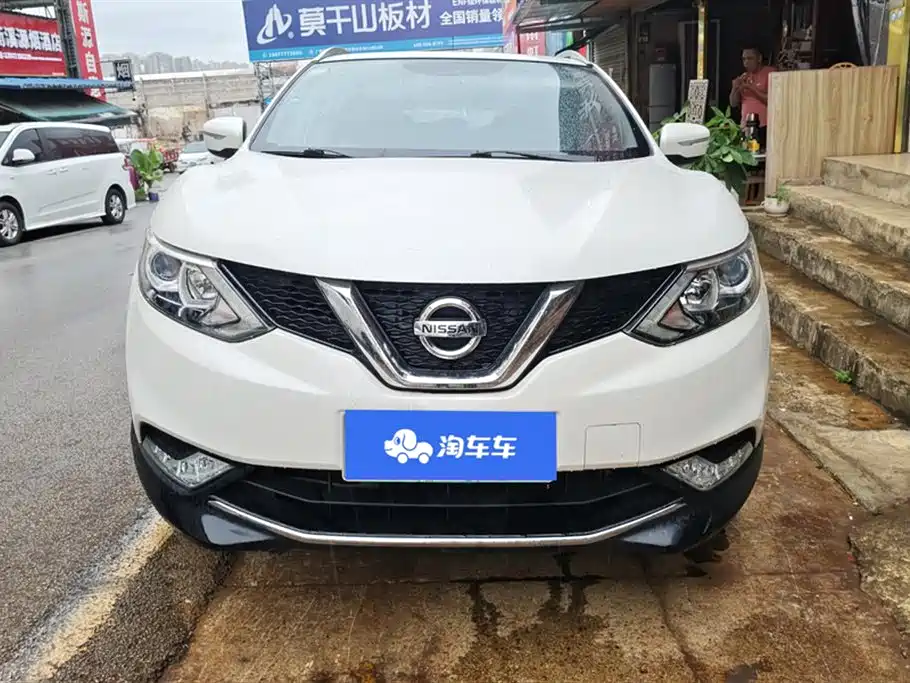 Nissan Qashqai 2017 2.0L CVT Smart V