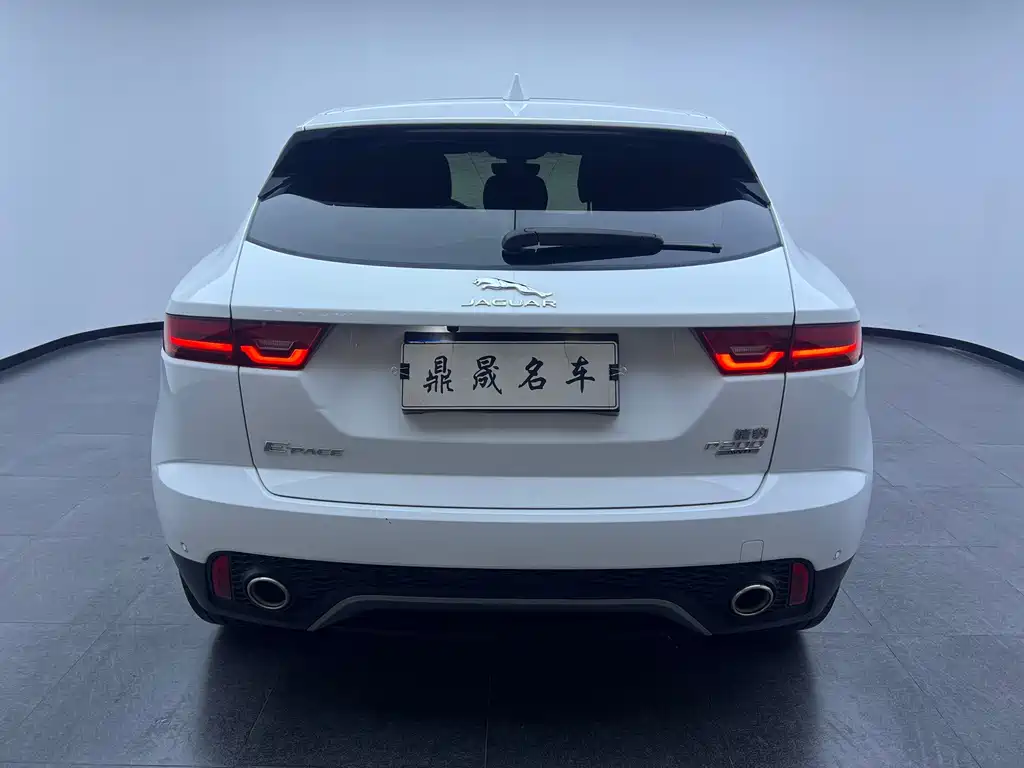 Jaguar E-PACE — миниатюра 5