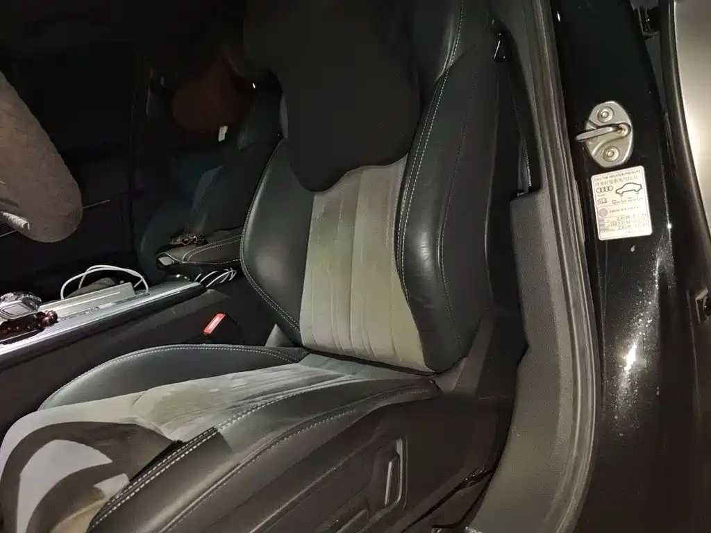 Audi A6L New Energy — миниатюра 8