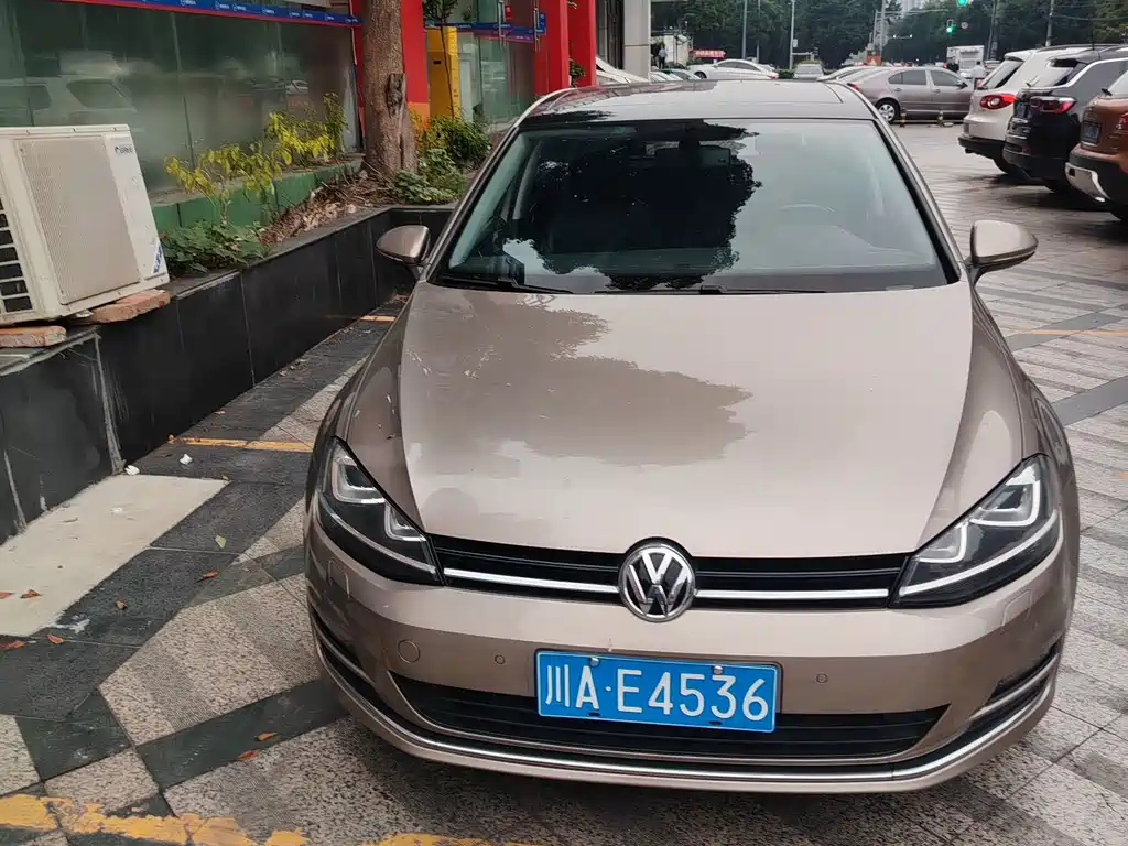 Volkswagen Golf — миниатюра 3