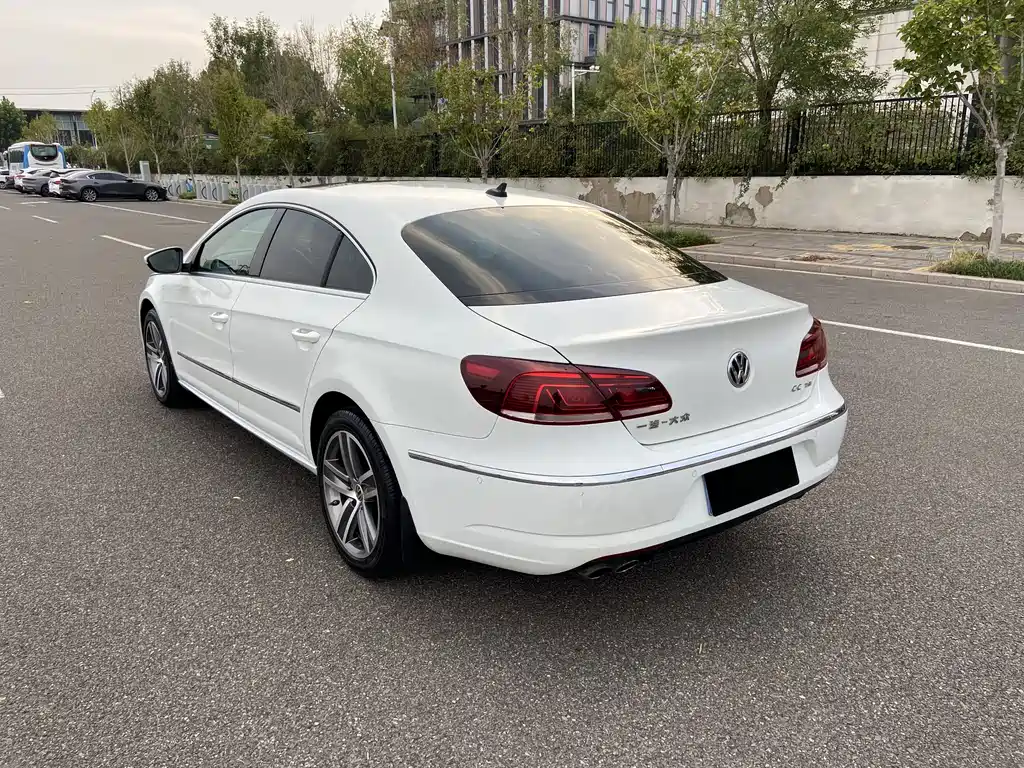 Volkswagen CC — миниатюра 6