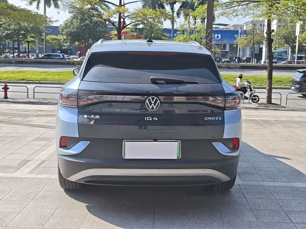 Volkswagen ID.4 Crozz — миниатюра 3