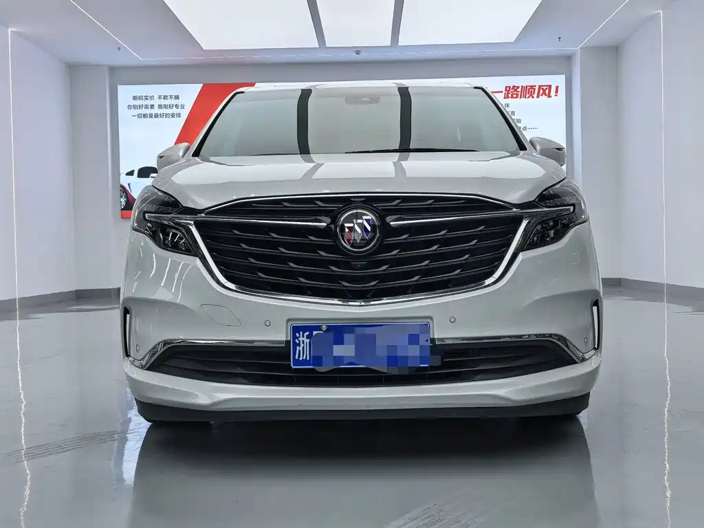 Buick GL8 — миниатюра 2