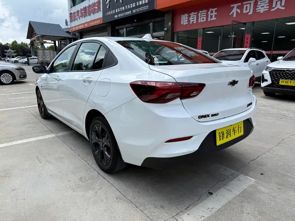 Chevrolet Cavalier Facelift Redline 325T Auto Joy Fashion Edition, фото 4