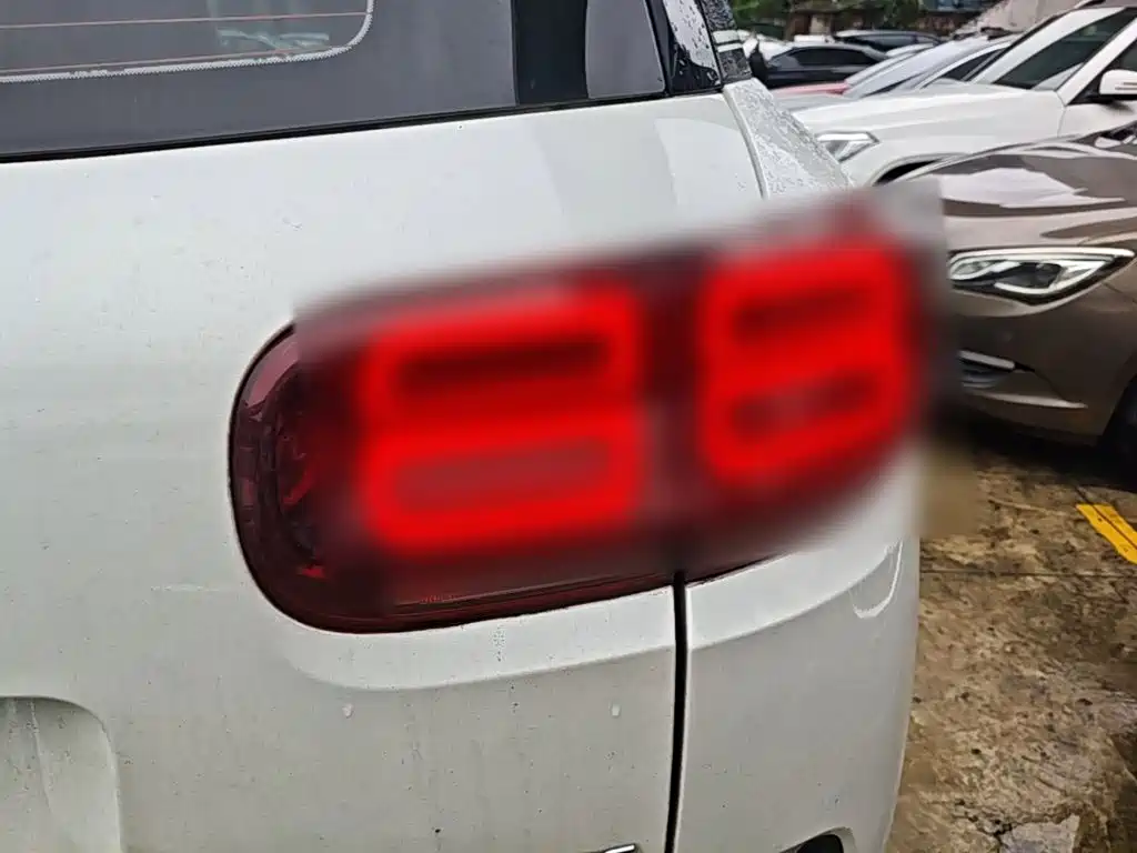 Citroen C5 AIRCROSS — миниатюра 8