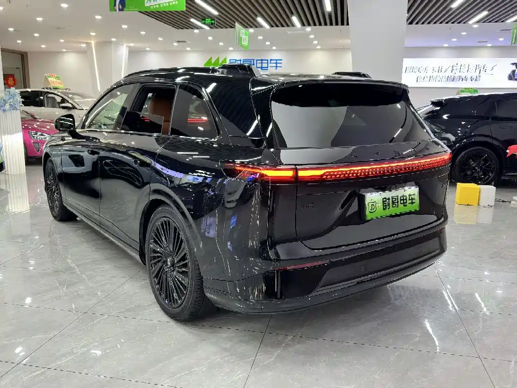 XPeng G9 — миниатюра 13