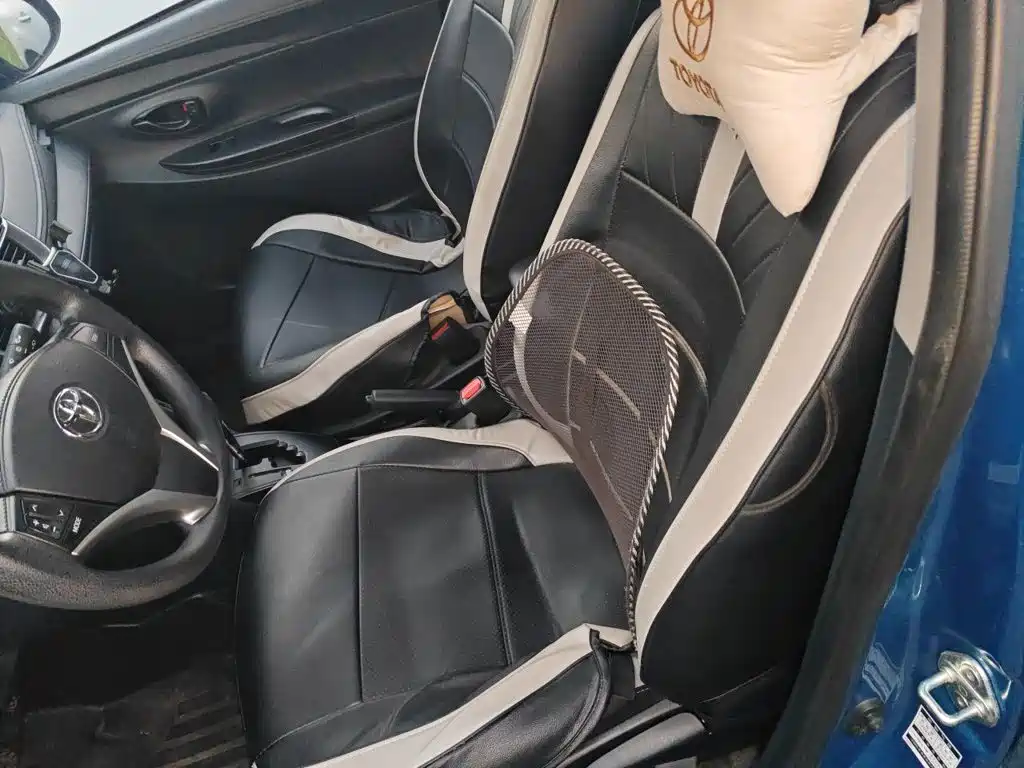 Toyota Yaris L — миниатюра 8
