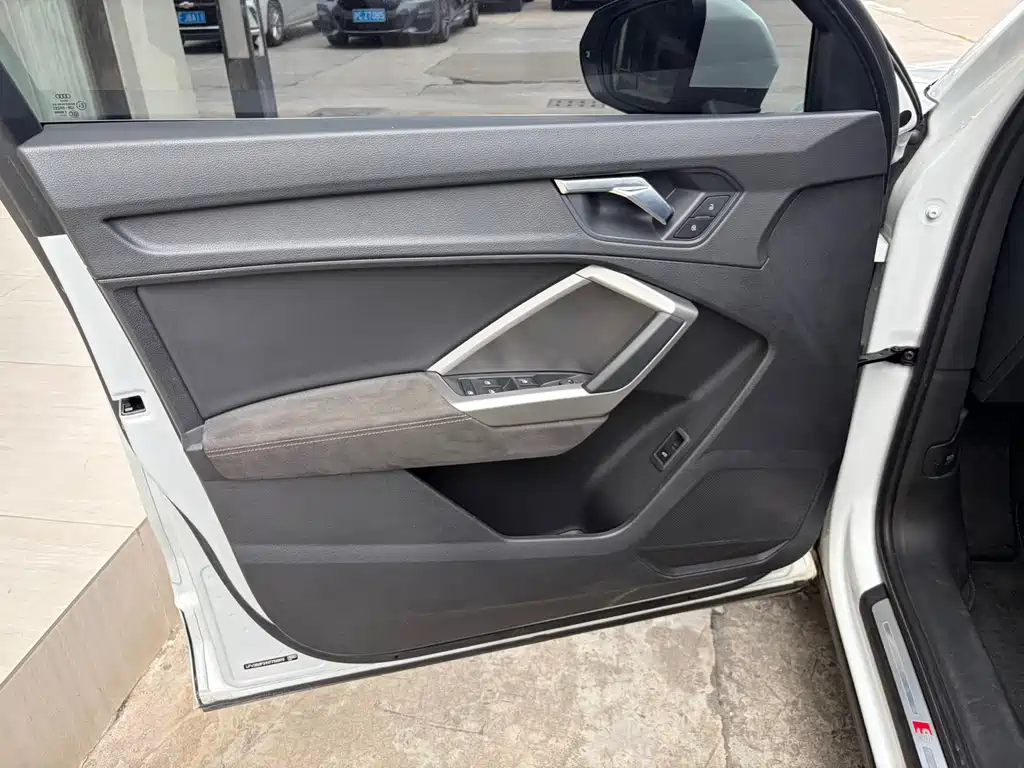 Audi Q3 — миниатюра 16