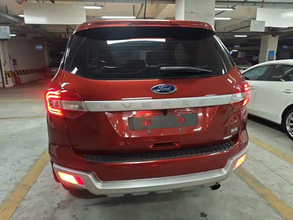 Ford Everest — миниатюра 6