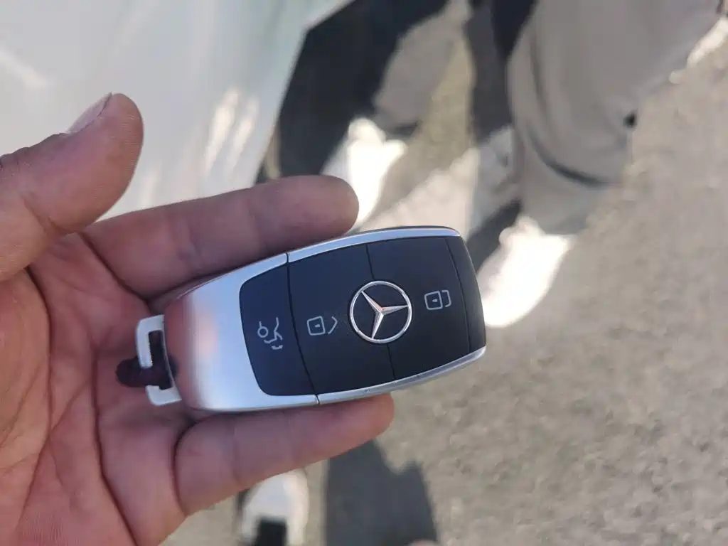 Mercedes-Benz C-Class — миниатюра 9