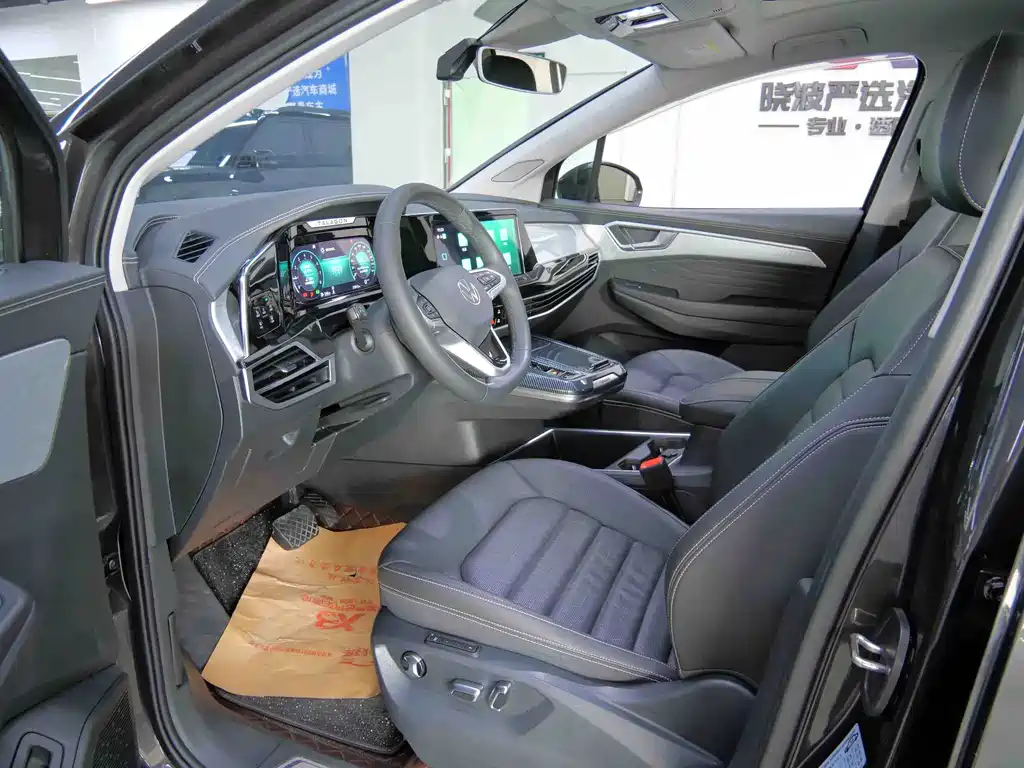 Volkswagen Talagon — миниатюра 9