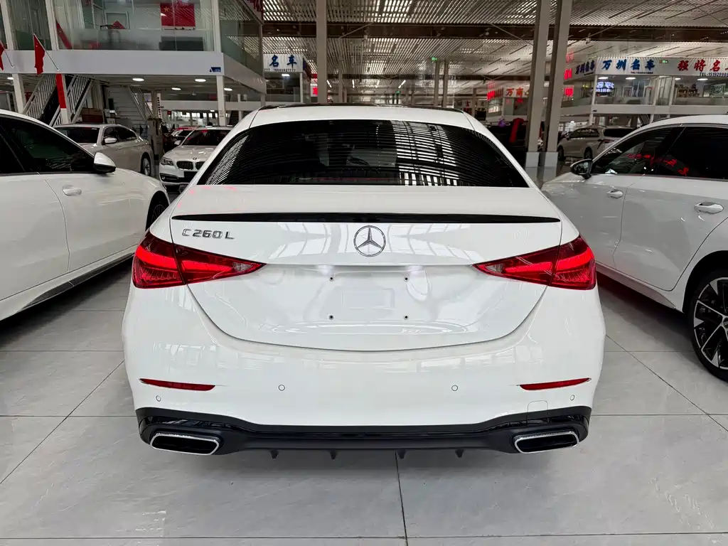 Mercedes-Benz C-Class — миниатюра 3