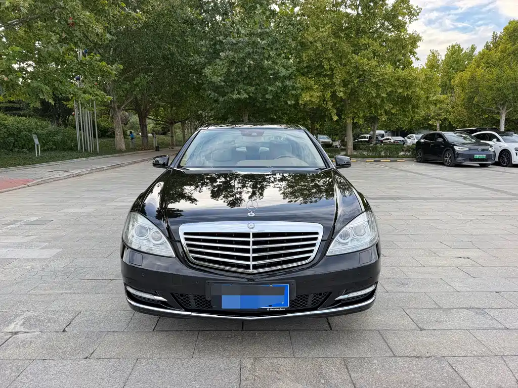 Mercedes-Benz S-Class — миниатюра 2