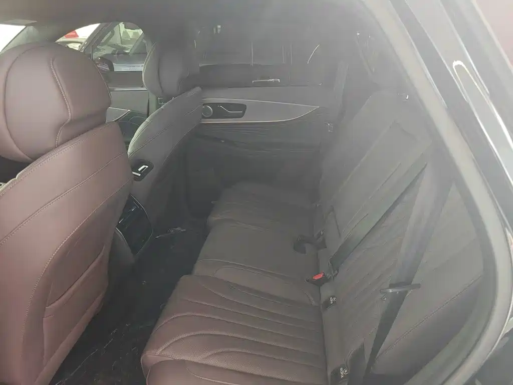 Chery Tiggo 9 9 2025 2.0T DCT 5 мест