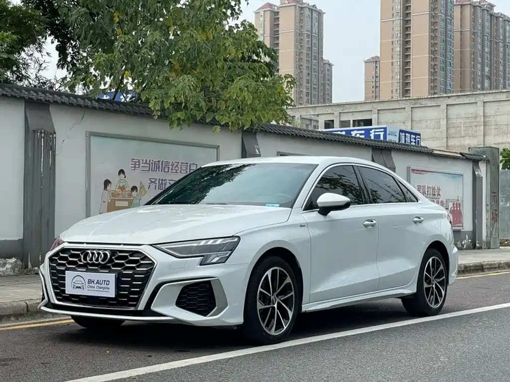 奥迪A3 2022款 A3L Limousine 35 TFSI 进取运动型 2022