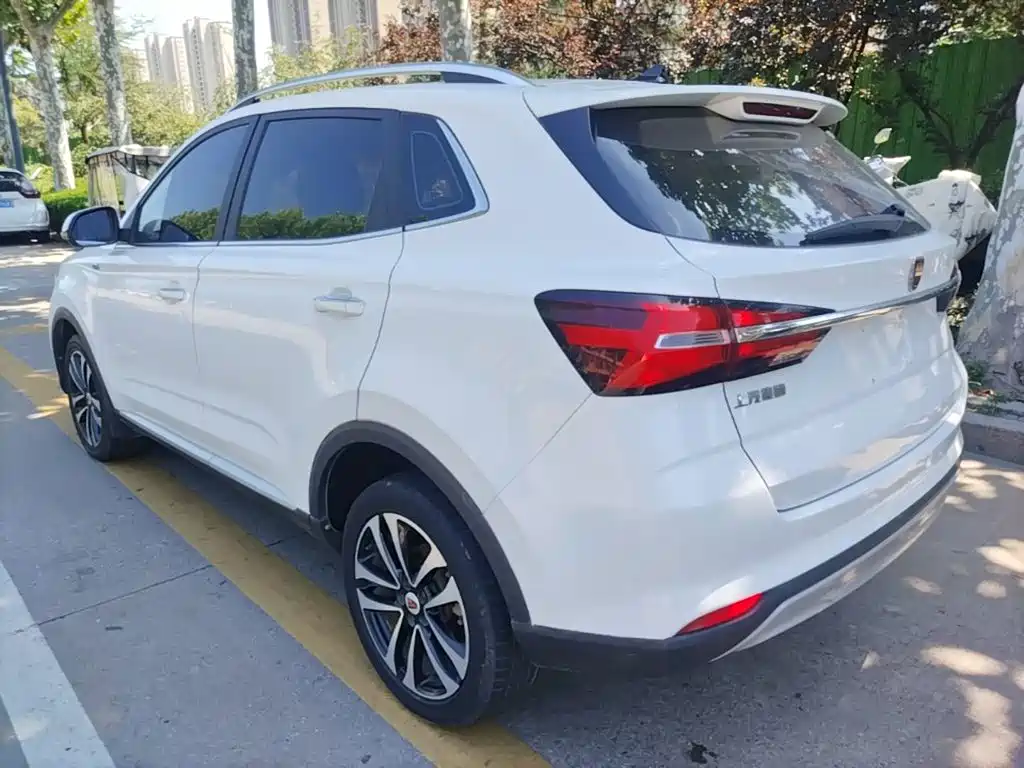Roewe RX3 — миниатюра 5