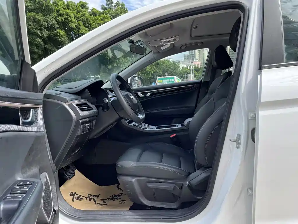 GEELY AUTOMOBILE EMGRAND GL