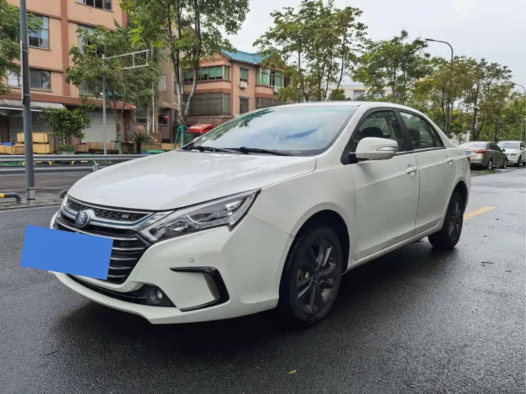 BYD Qin NEV