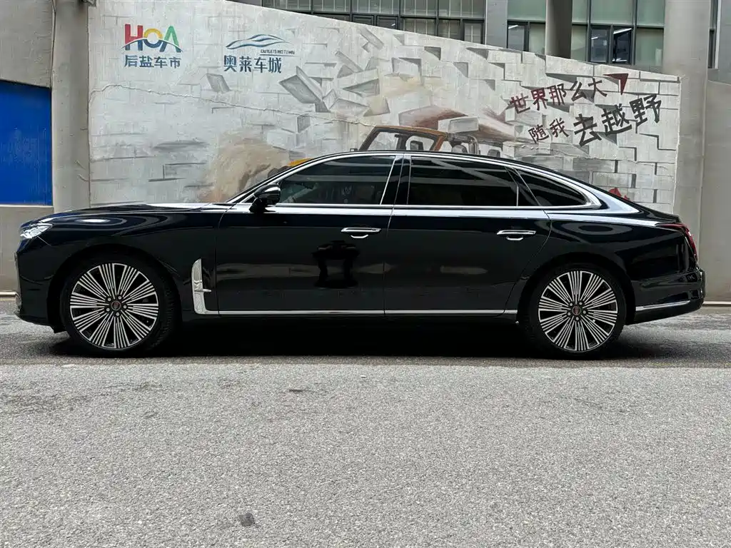 Hongqi H9 2025 2.0T Luxury 5 мест