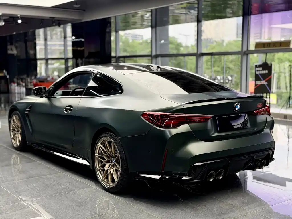 BMW M4 2025 M4