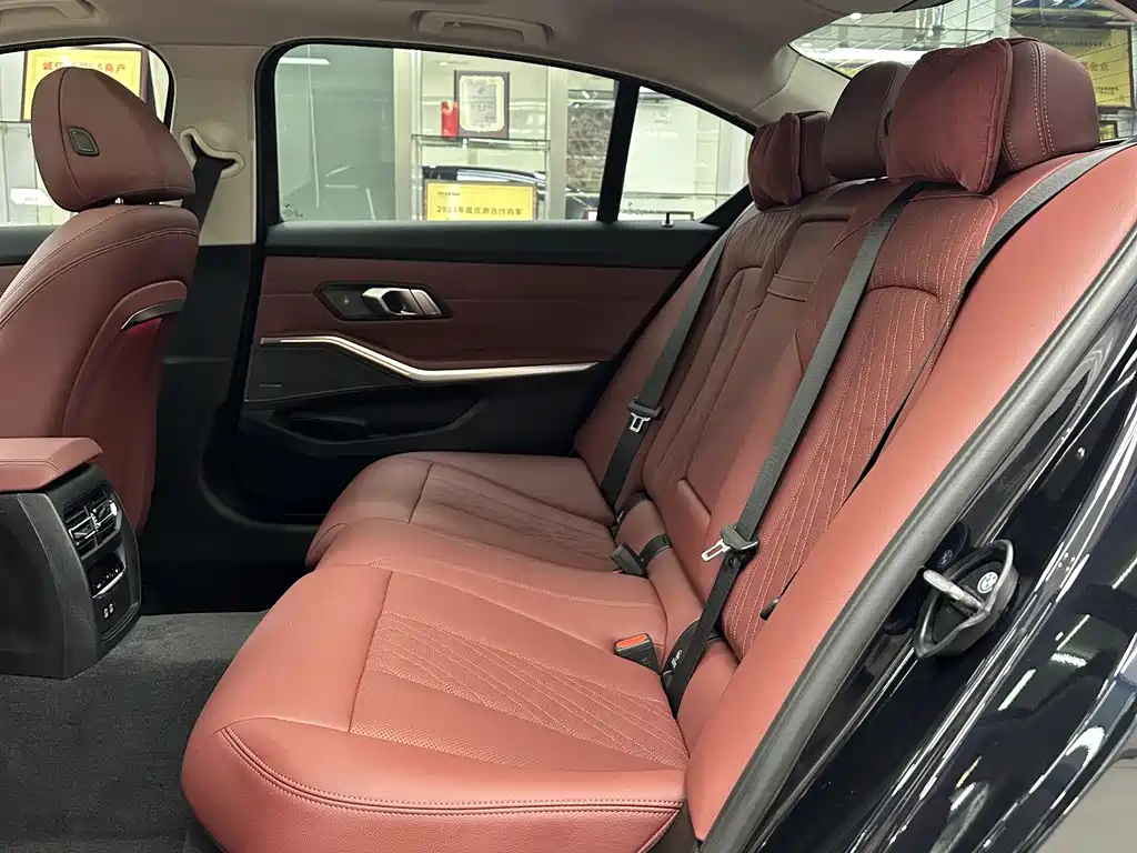 BMW 3 Series 3 2025 330Li M Sport
