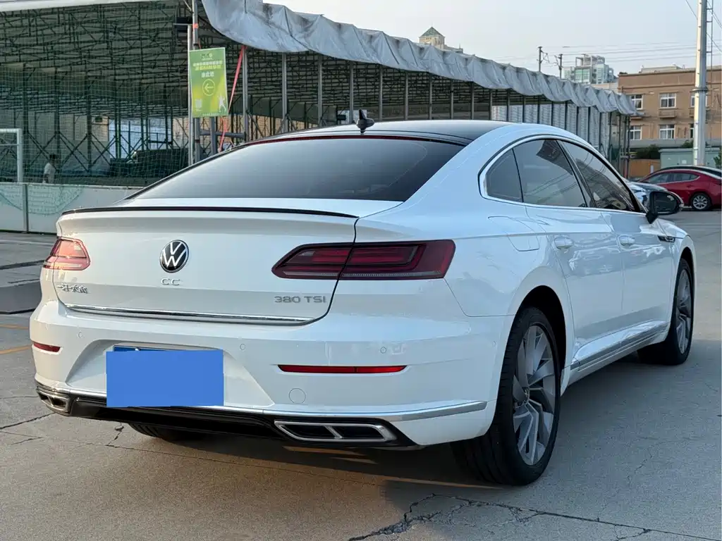 Volkswagen CC — миниатюра 7