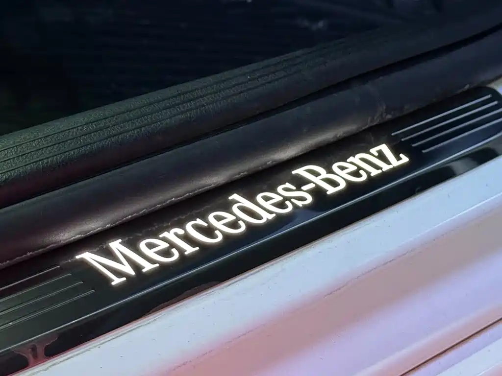 Mercedes-Benz E-Class — миниатюра 18
